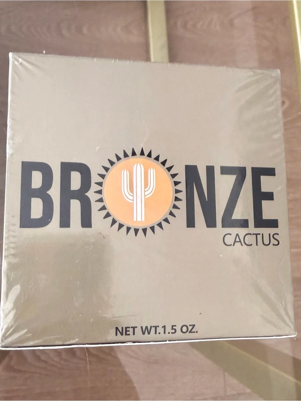 BNIB Bronze Cactus Drying Powder  -Color “Golden Summer”